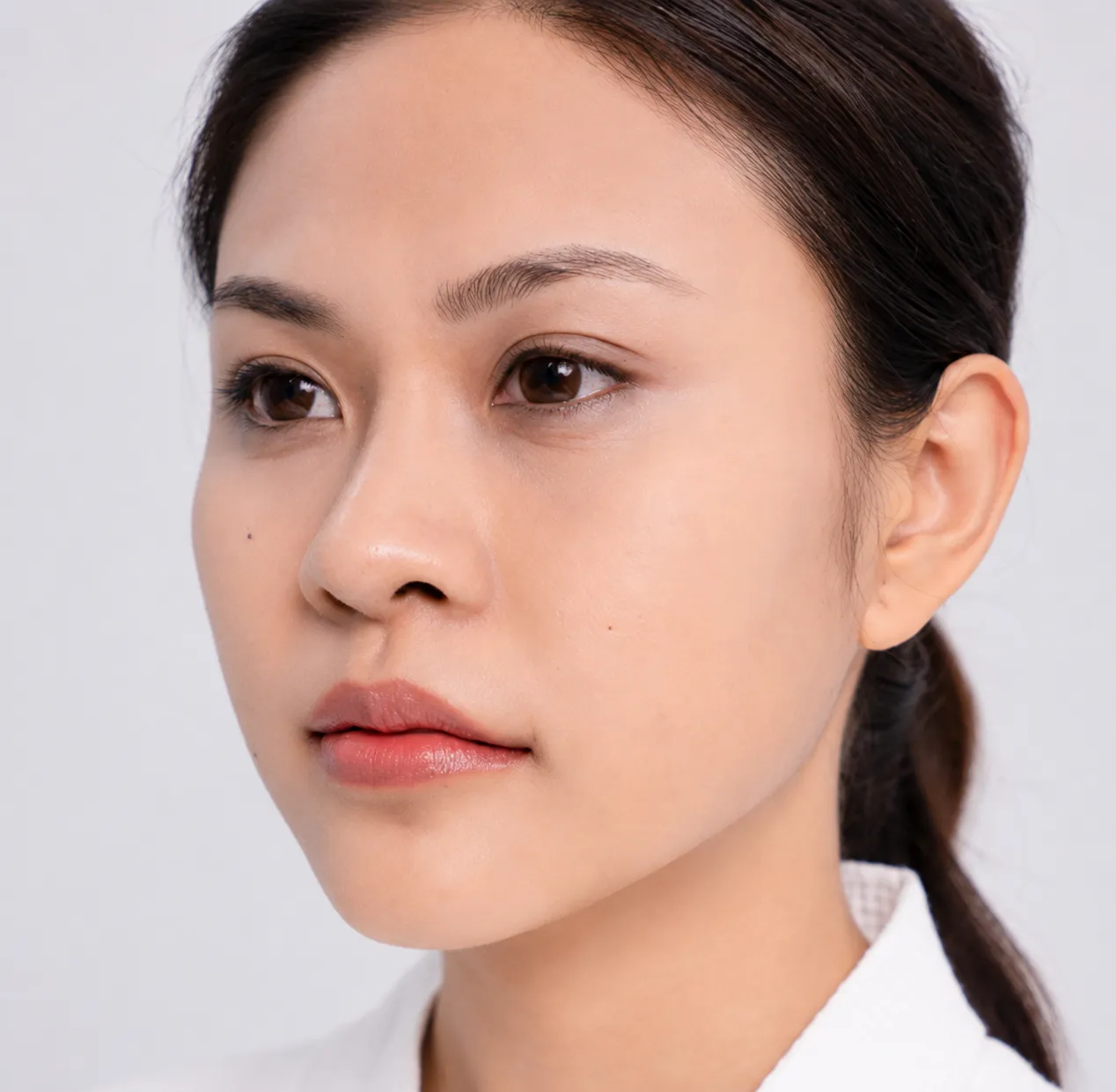 Khách hàng trước khi thực hiện thẩm mỹ
