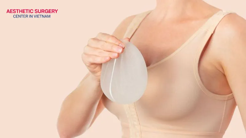 You will need 3 to 6 months to fully recover and achieve the best aesthetic results.
