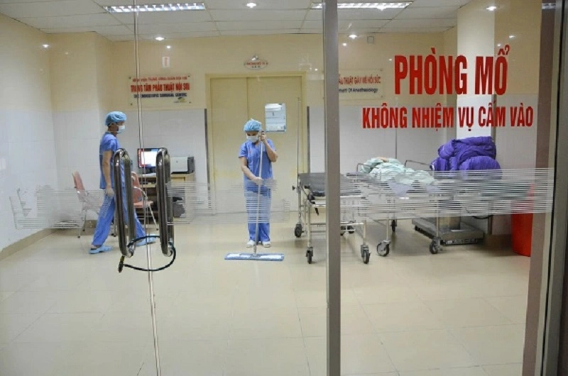 After surgery, the entire operating room is fully disinfected and completely sterilized