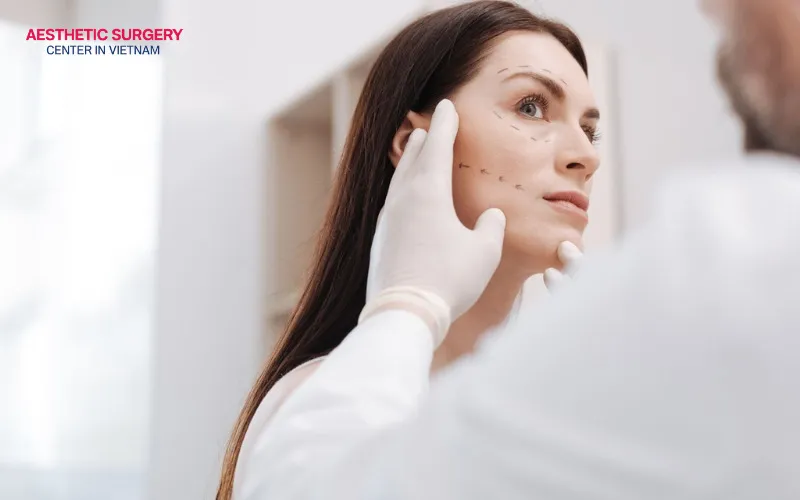 Scheduling a consultation and undergoing a mini facelift in Vietnam is simple, convenient, and time-efficient.