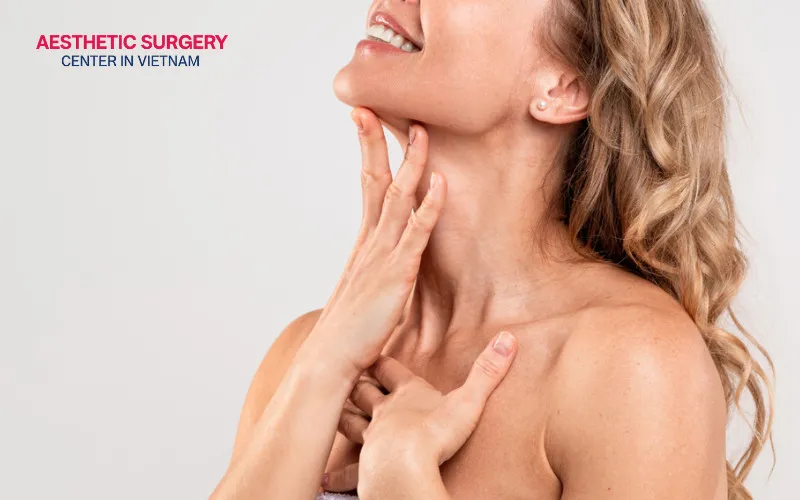 In most cases, the early stage of neck lift recovery is not excessively painful.