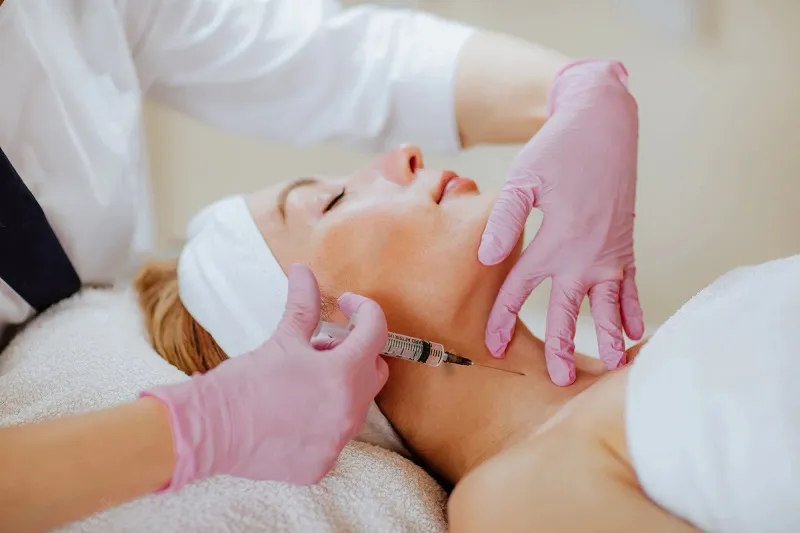 Botox injections help slim the neck, soften neck wrinkles, and create a smoother, more refined neck contour.