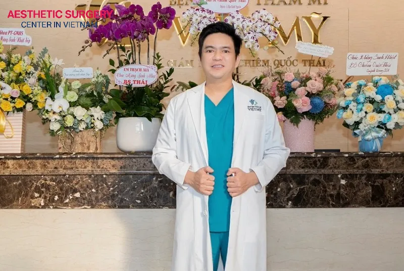 Dr. Chiem Quoc Thai excels in painless endoscopic breast augmentation, delivering beautiful, satisfying results, and is trusted by many celebrities.