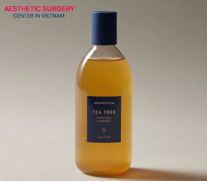 You should choose shampoos containing vitamin B5, tea tree, or chamomile to help prevent folliculitis and support scalp recovery.