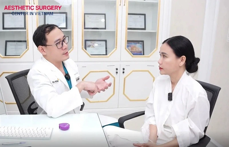 Direct consultation with a board-certified plastic surgeon clarifies implant options and personal safety factors.