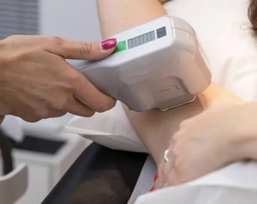 Chăm sóc vết mổ đúng cách để mau lành?