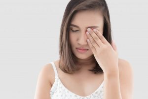 Tùy theo quan niệm mỗi quốc gia mà mà mắt trái giật có thể lành hoặc dữ