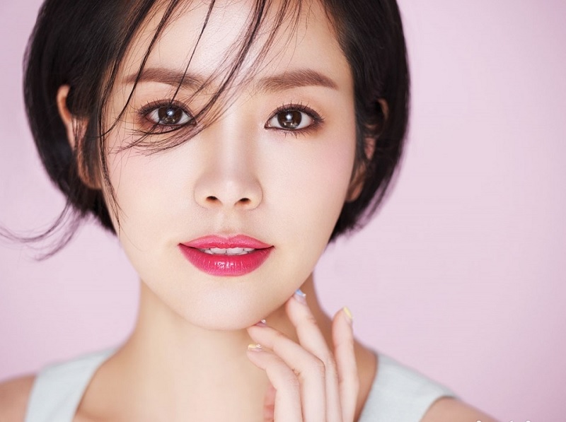 Cắt mí mini deep là kỹ thuật tạo hình mắt 2 mí kết hợp giữa cắt mí và bấm mí