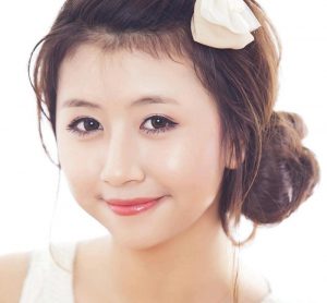 Mí mắt ẩn do đường mí mỏng là kiểu mắt thường gặp