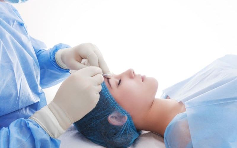 Nên lựa chọn cơ sở cắt mí uy tín, chất lượng để đảm bảo an toàn