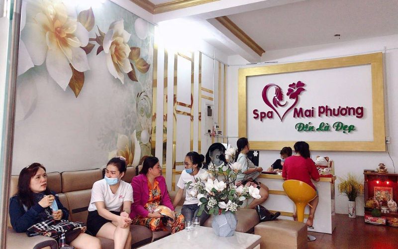 Thẩm mỹ Mai Phương thu hút nhiều khách hàng đến thực hiện các dịch vụ thẩm mỹ