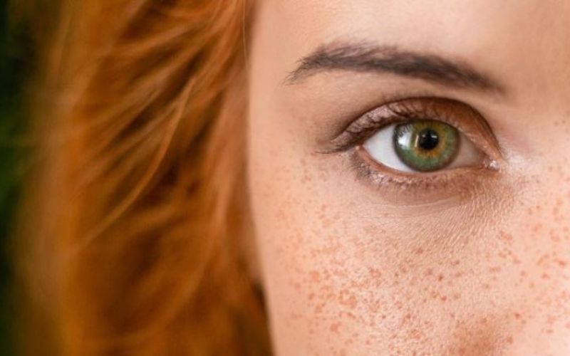 Mắt xanh lá cây là màu mắt hiếm trên thế giới