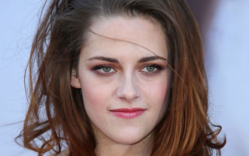 Kristen Stewart có màu mắt xanh dương rất hiếm gặp