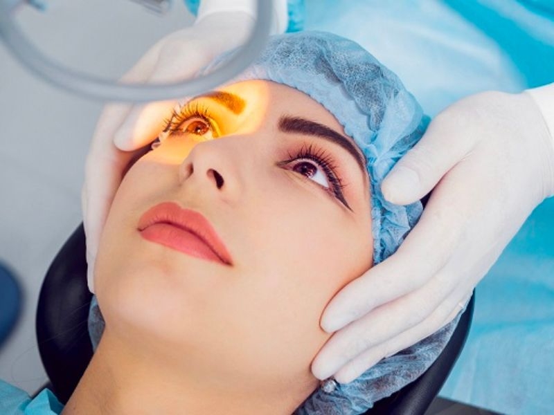 Sử dụng phương pháp hiện đại để có đôi mắt cười tự nhiên