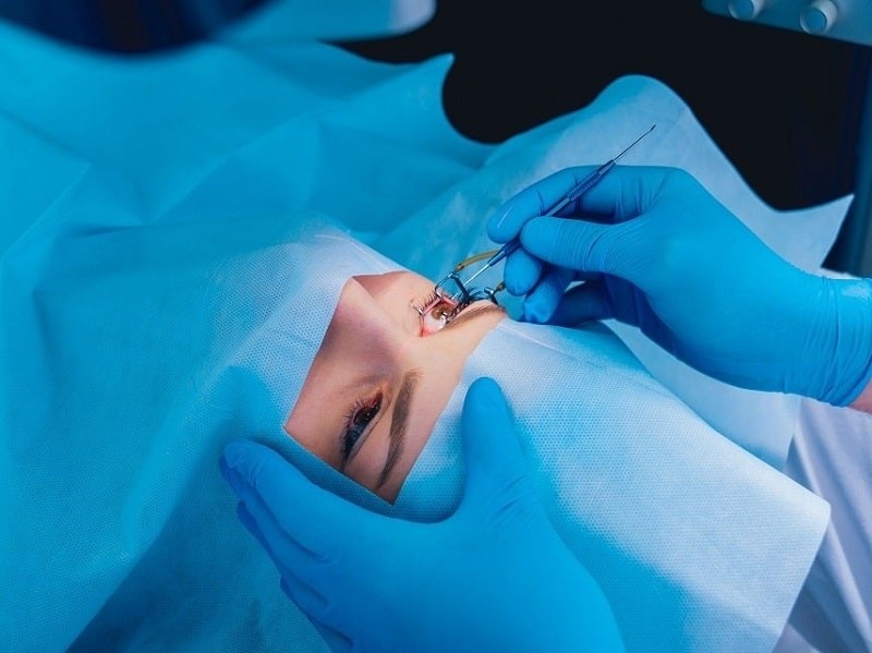 Ưu điểm về tính thẩm mỹ và thời gian thực hiện khiến nhiều khách hàng lựa chọn kỹ thuật này