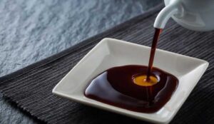 Kiêng nước tương sau cắt mí