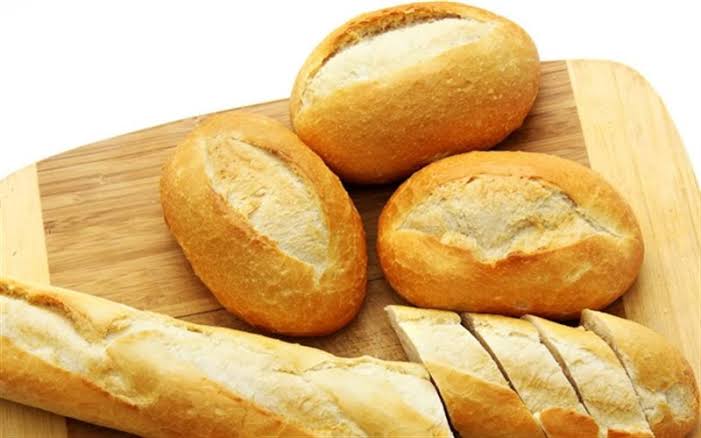 Không phải loại bánh mì nào cũng nên ăn sau phẫu thuật cắt mí
