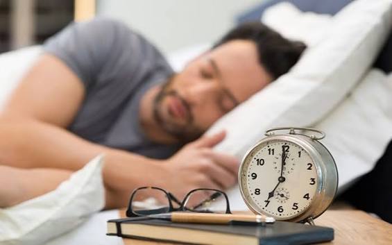 Lối sống lành mạnh nào hỗ trợ giảm mỡ mặt?