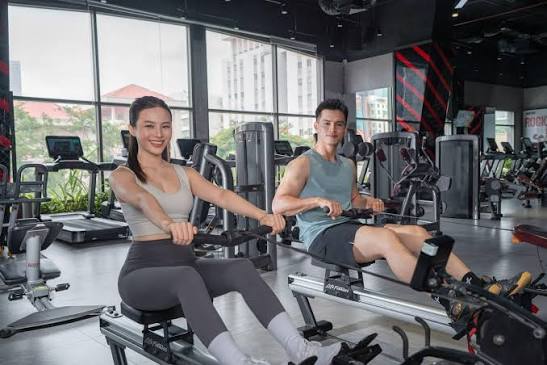 Tập kháng lực giúp phát triển cơ tay, nhưng muốn bắp tay nhỏ hơn vẫn cần giảm mỡ toàn thân.