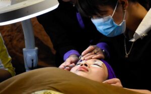 Học viện dạy nối mi đạt chuẩn quốc tế Winnie