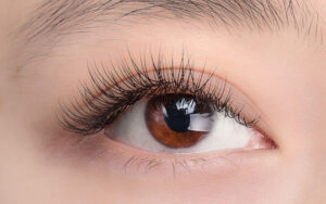 Nối mi phong cách Trung Hoa phù hợp với người yêu thích hàng mi tự nhiên