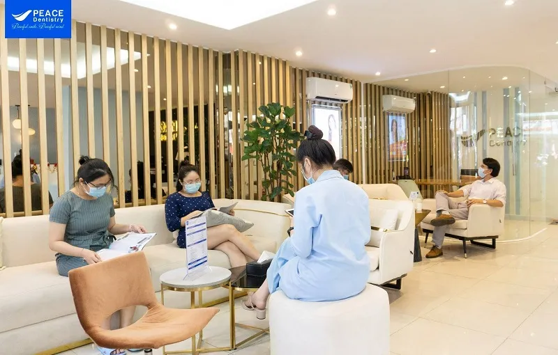 The clinic receives positive reviews from both local and foreign patients.  