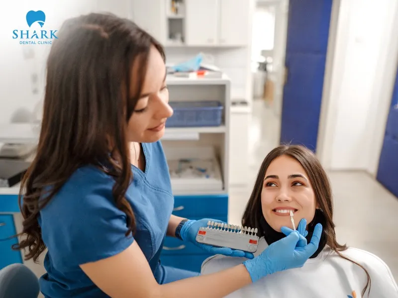 Do you need to shave teeth for veneers? Before applying veneers at the dental clinic, the dentist will remove a very thin layer of enamel to enhance the effectiveness of the aesthetic restoration