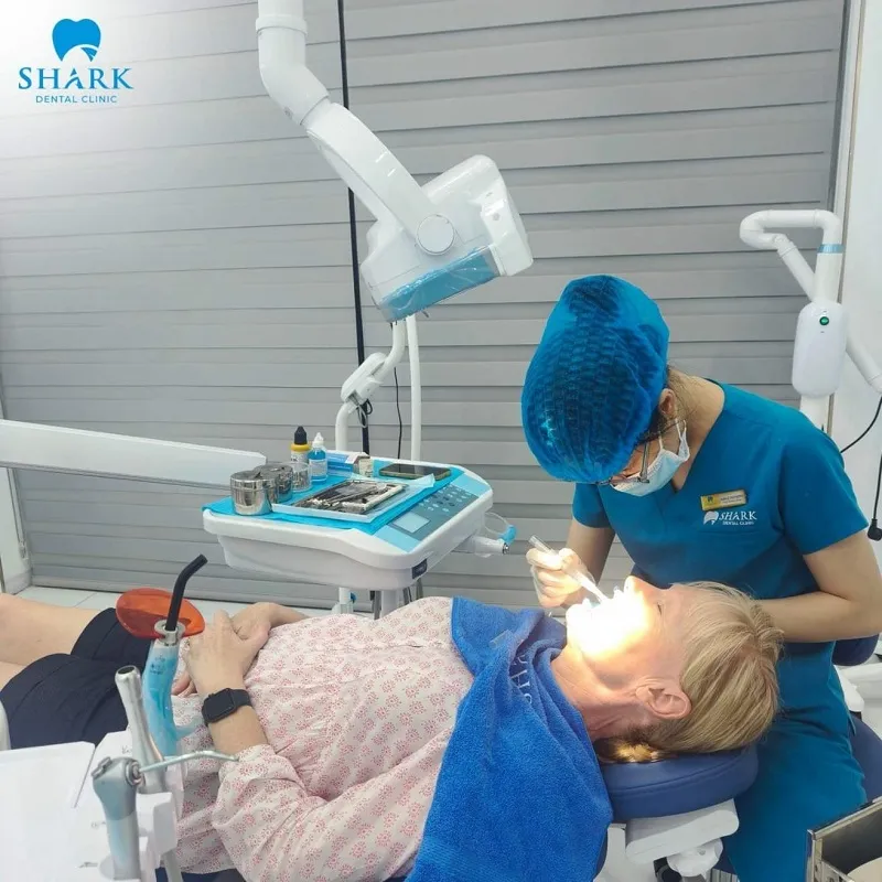 After root canal treatment, follow-up visits as scheduled by the dentist are necessary to monitor the tooth’s condition and promptly address any complications