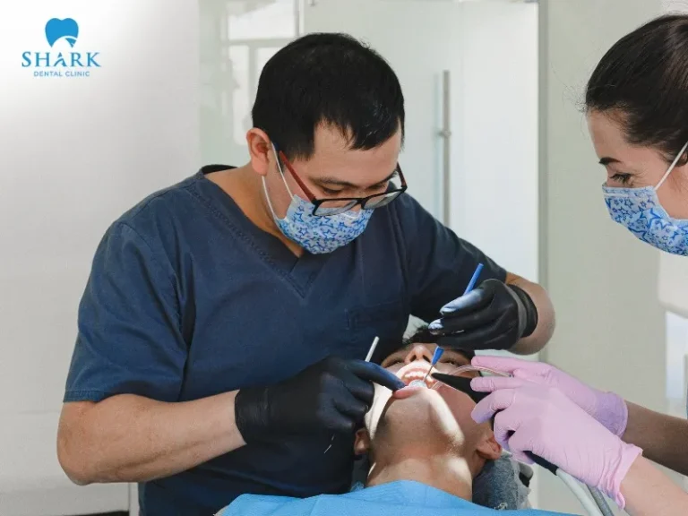 The bone grafting procedure is relatively complex and requires a dentist with high skill and careful handling