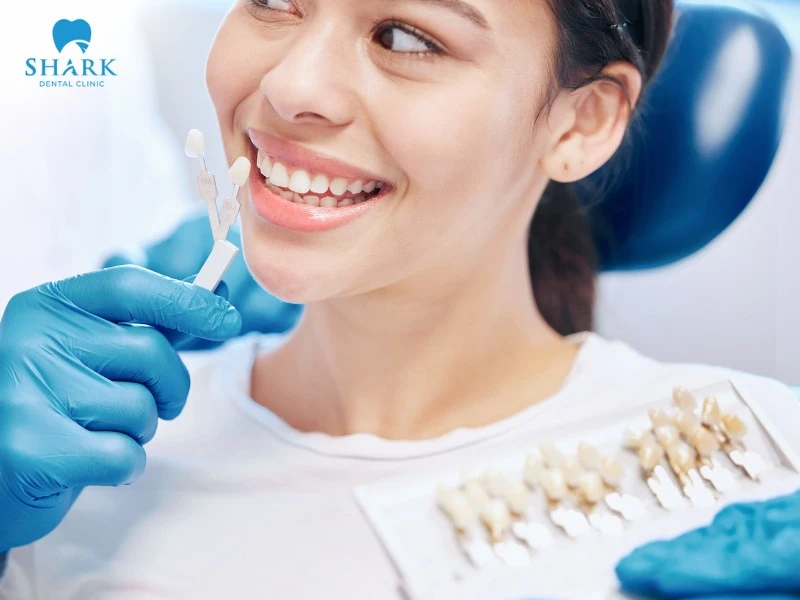 Veneer application helps your teeth become more evenly colored and boosts confidence, making it a popular choice among many patients