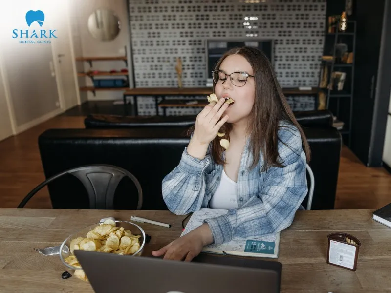 You should avoid or limit eating Takis while wearing braces, as they can easily dislodge brackets and affect orthodontic treatment effectiveness