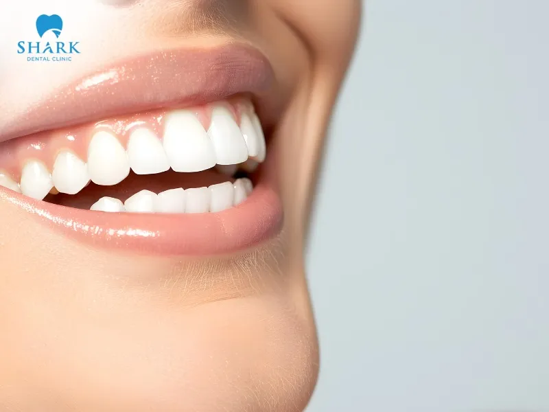 If the temporary crown falls off and is reattached properly, it will not affect your ability to eat