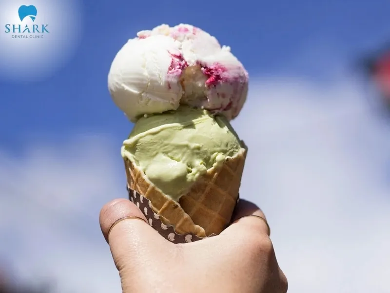 Regarding the question can I eat ice cream after a root canal, the answer is that it is not recommended.