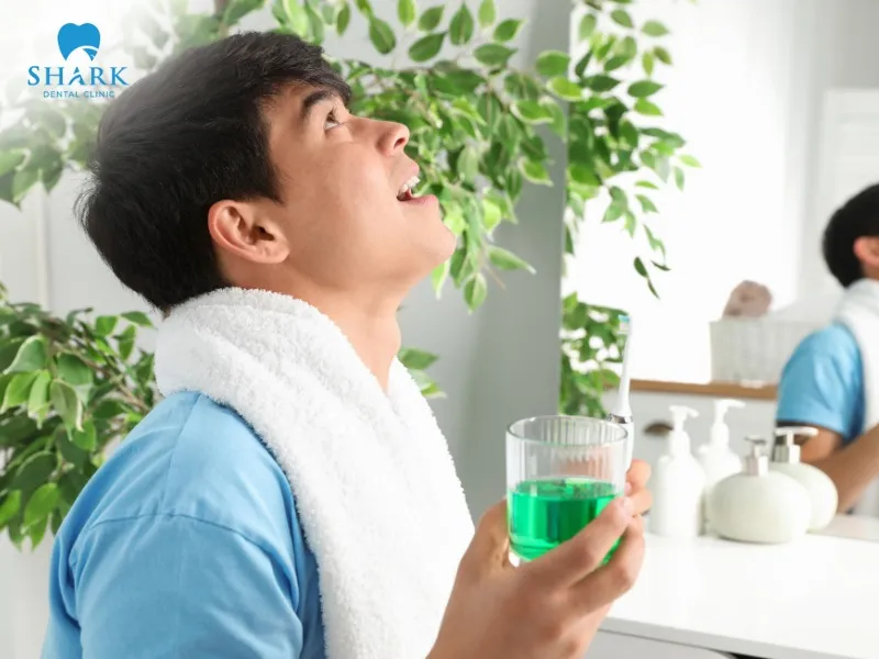 After eating donuts, you should pay attention to rinsing your mouth thoroughly