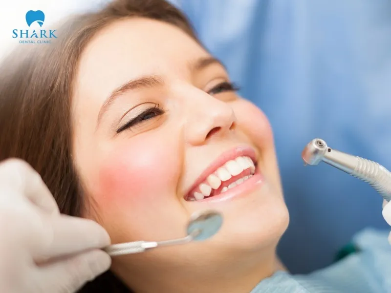 Covering exposed tooth roots helps reduce the risk of tooth pain and provides a more comfortable, pleasant feeling