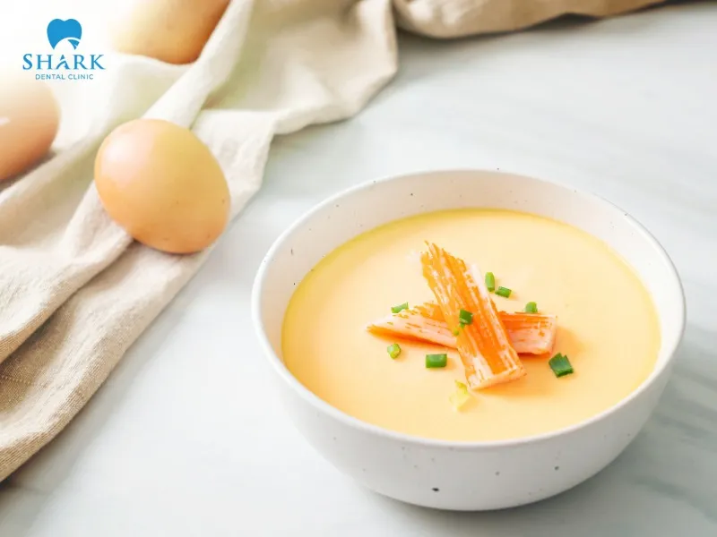 Steamed eggs provide abundant protein, helping the body recover more quickly