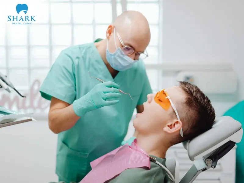 Damaged dental implants need to be repaired following the proper procedure at a dental clinic