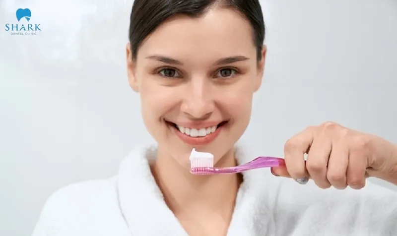 You should gently clean the other areas of your mouth and absolutely avoid brushing directly over the extraction site