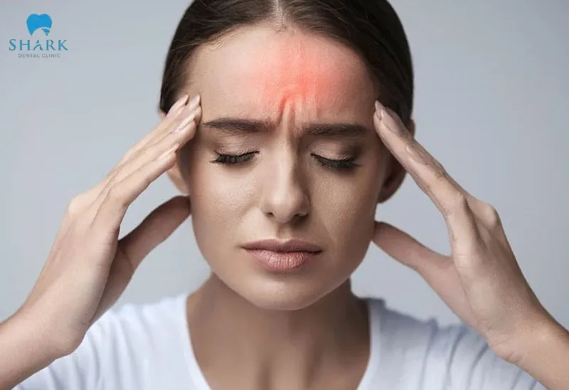 Headache after tooth extraction most commonly occurs within the first 48 hours