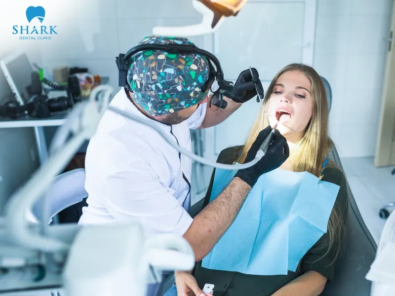 You can have your porcelain veneers professionally polished periodically at a dental clinic to maintain their shine and appearance