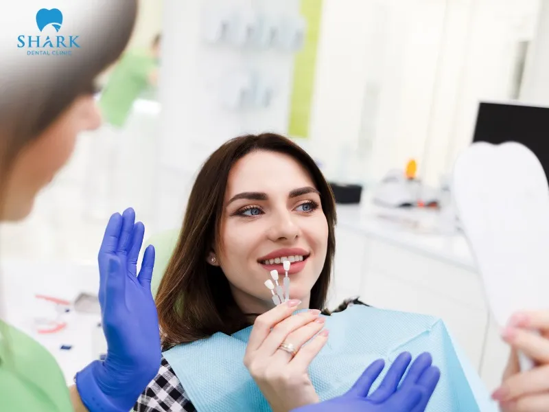 Composite veneers are suitable for cases where teeth are slightly misaligned, uneven, or mildly crowded