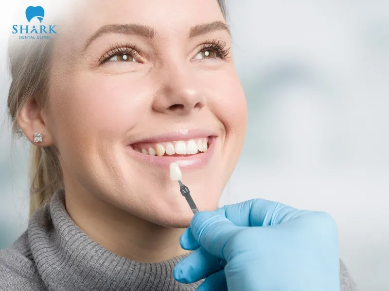 Porcelain veneers provide high aesthetic effectiveness while maintaining safety and stability throughout the usage period