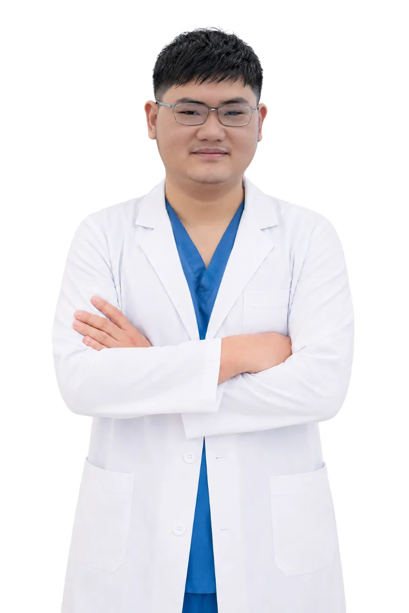 Dr. Huynh Ba Minh Tri (Dr. Treey)