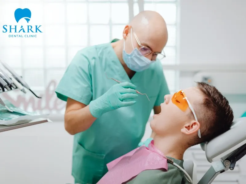 Extracting a fractured tooth can help reduce the risk of severe infection and advanced tooth decay