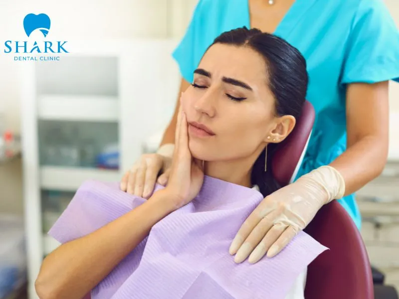 In severe cases, an untreated infection related to swollen gums around a wisdom tooth may increase the risk of serious complications