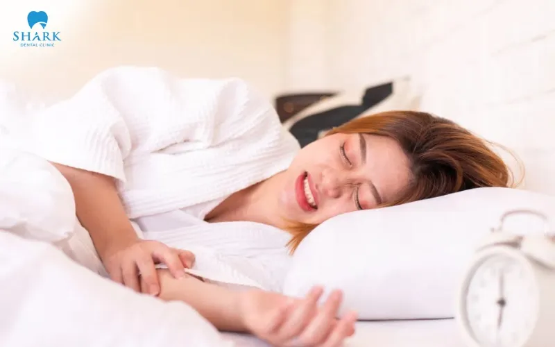 The habit of grinding your teeth, especially while sleeping, places significant pressure on the porcelain crown and may cause tooth pain, jaw fatigue, or sensitivity