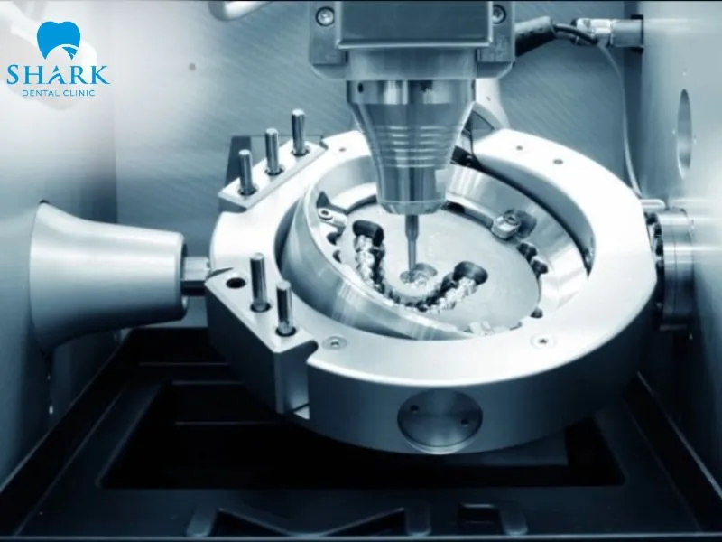Compared with traditional crown fabrication methods, CAD/CAM technology helps significantly shorten the time needed to manufacture and complete the restoration