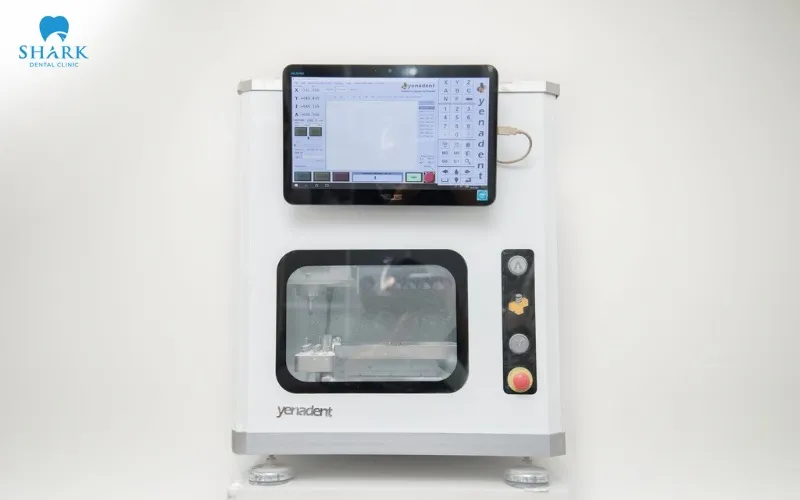 CAD/CAM is a digital technology system that has been widely and increasingly adopted at many modern dental facilities, including here at Shark Dental Clinic