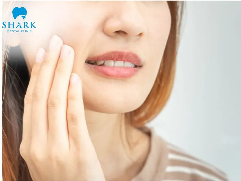 During the initial period after porcelain veneers are placed, you may experience a slightly bulky sensation and mild discomfort inside the mouth