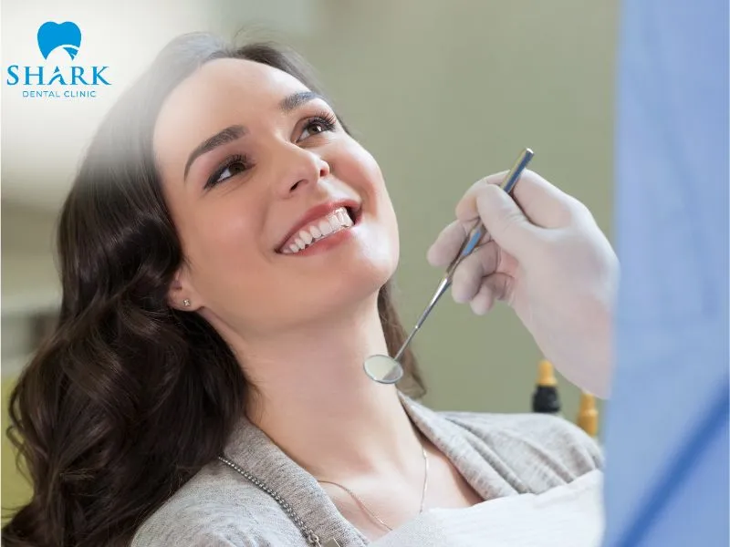 The choice between porcelain crown vs composite bonding should be based on each patient’s individual oral condition